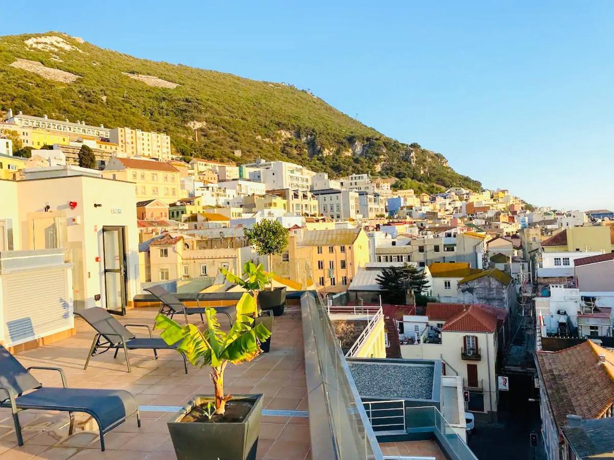 Gibraltar Central Suites Экстерьер фото